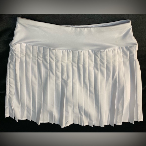 Vital Life Pleated Skirt W/Pockets White Size Small Flaw from Shown In Photo New - Picture 12 of 15